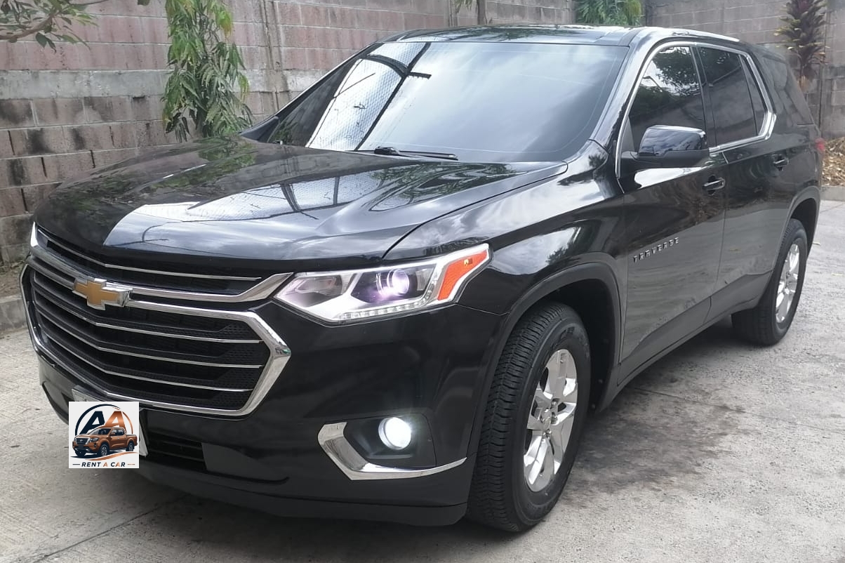 Chevrolet Traverse con placa